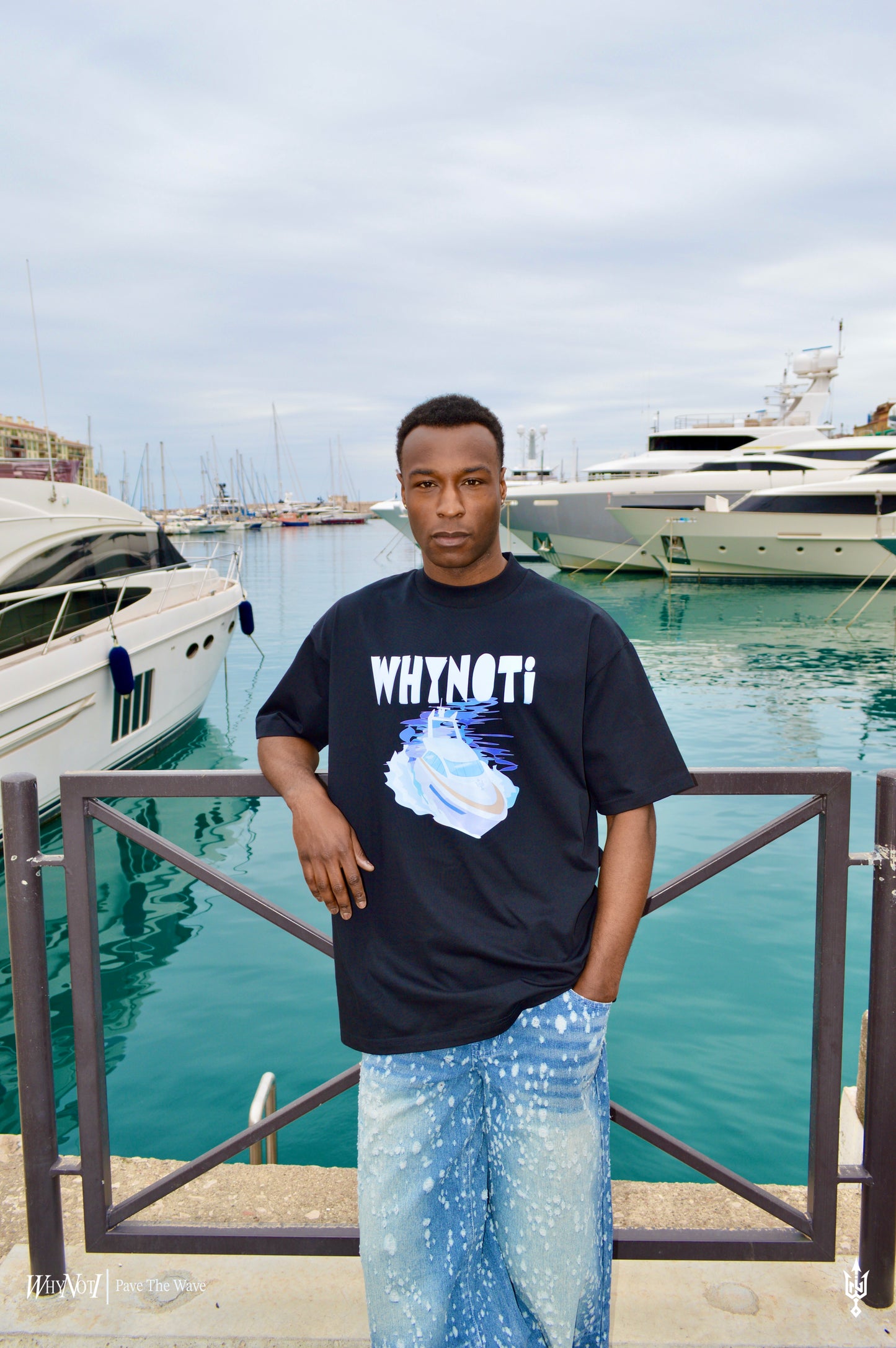 Illu Yacht Black T-SHIRT